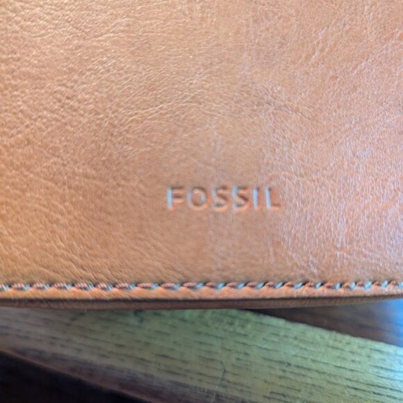 Round Ladies Purse - Picture 3 of 4